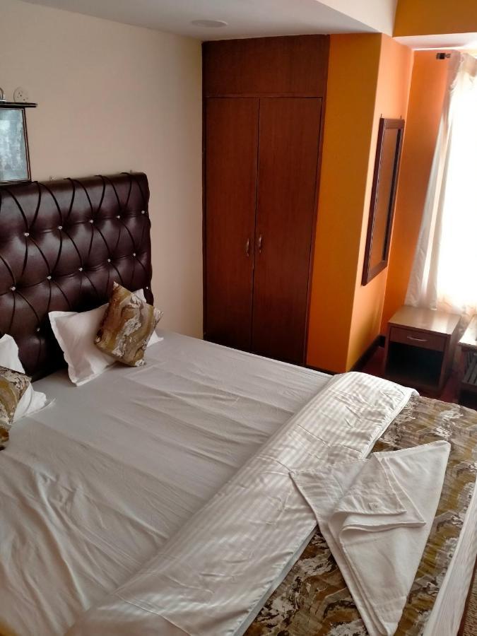 Oyo 12370 Royal Sarava 호텔 다르질링 외부 사진
